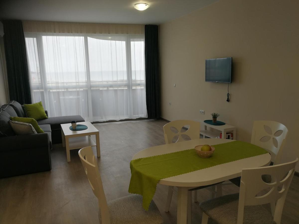 Donchevi Apartments Primorsko Eksteriør bilde