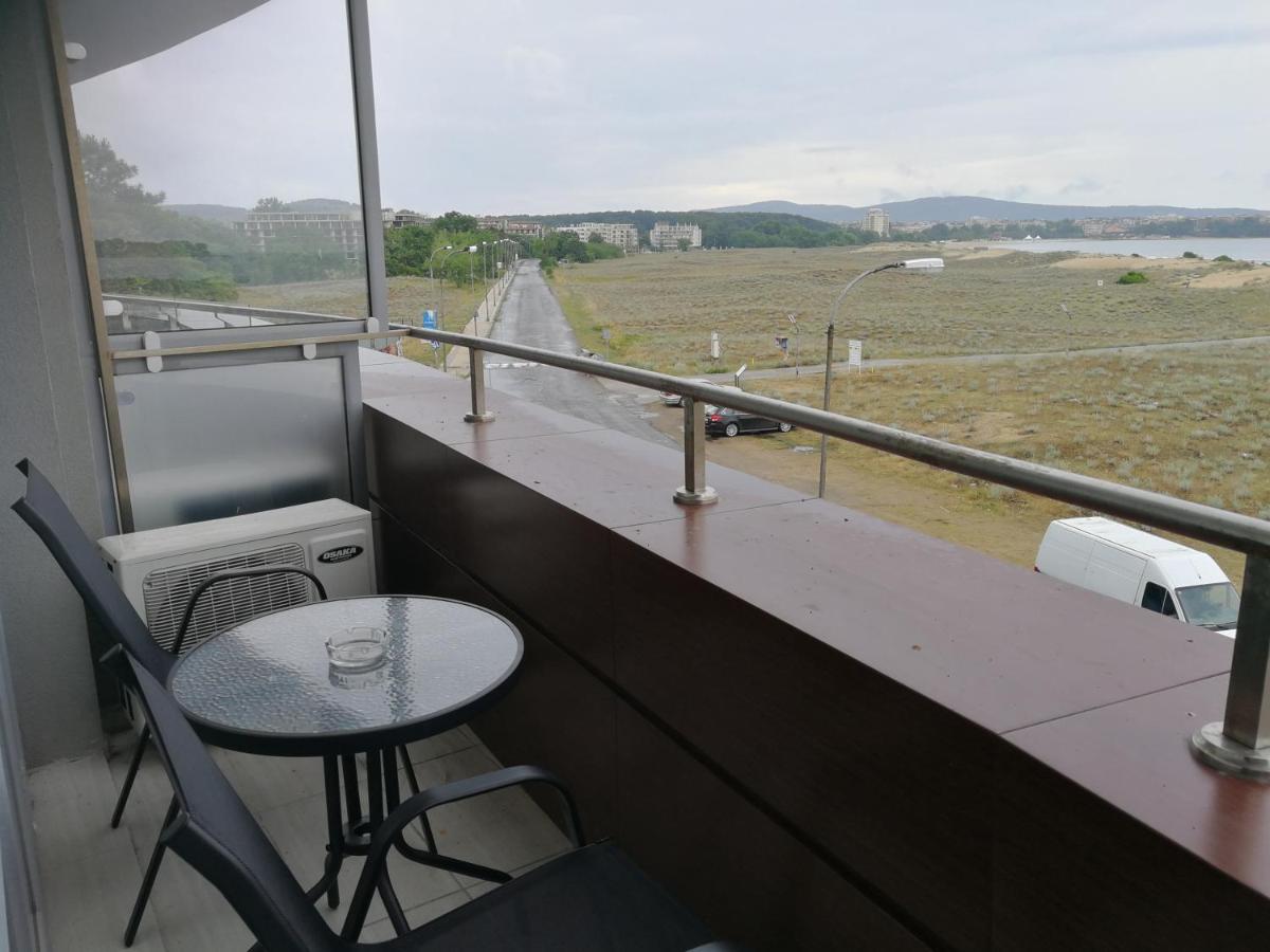 Donchevi Apartments Primorsko Eksteriør bilde