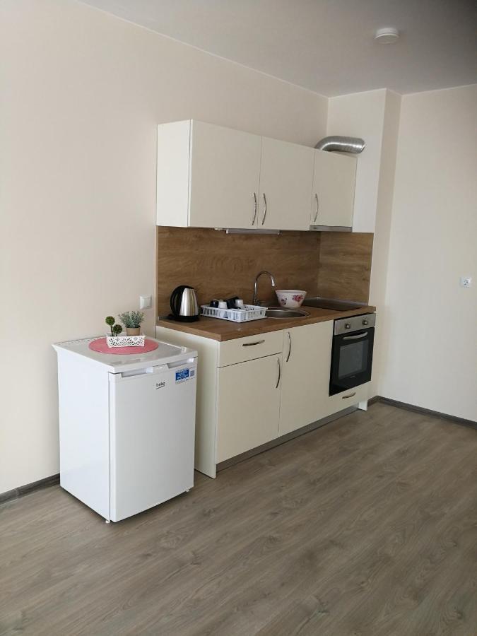 Donchevi Apartments Primorsko Eksteriør bilde